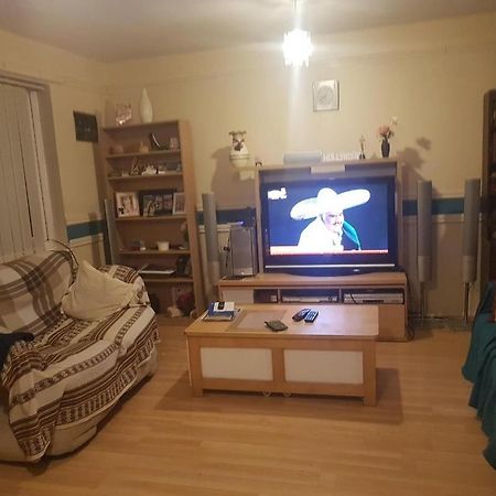 Double Bedroom In Liverpool Buitenkant foto