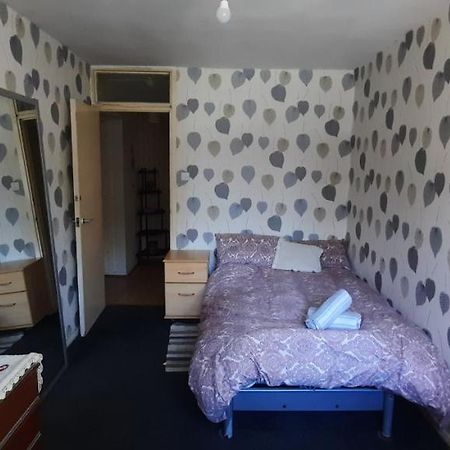 Double Bedroom In Liverpool Buitenkant foto
