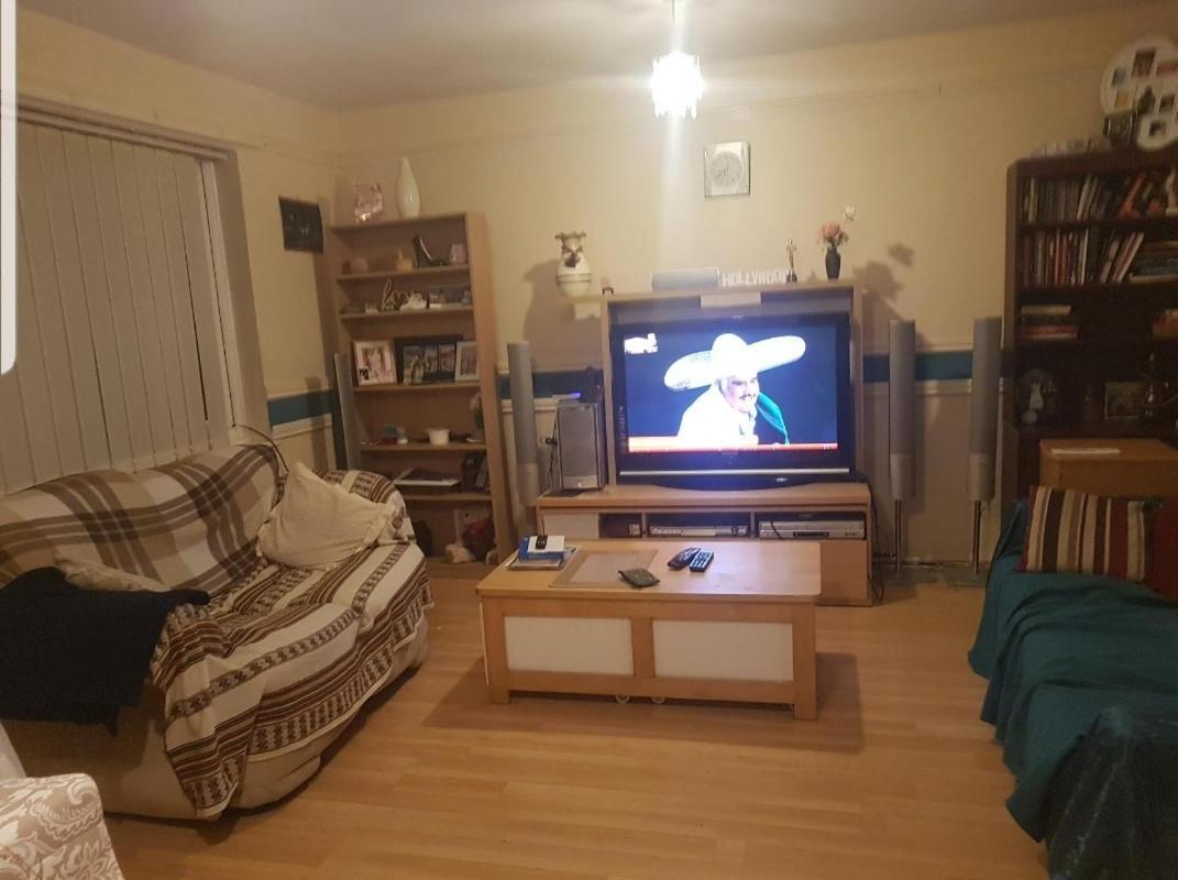 Double Bedroom In Liverpool Buitenkant foto
